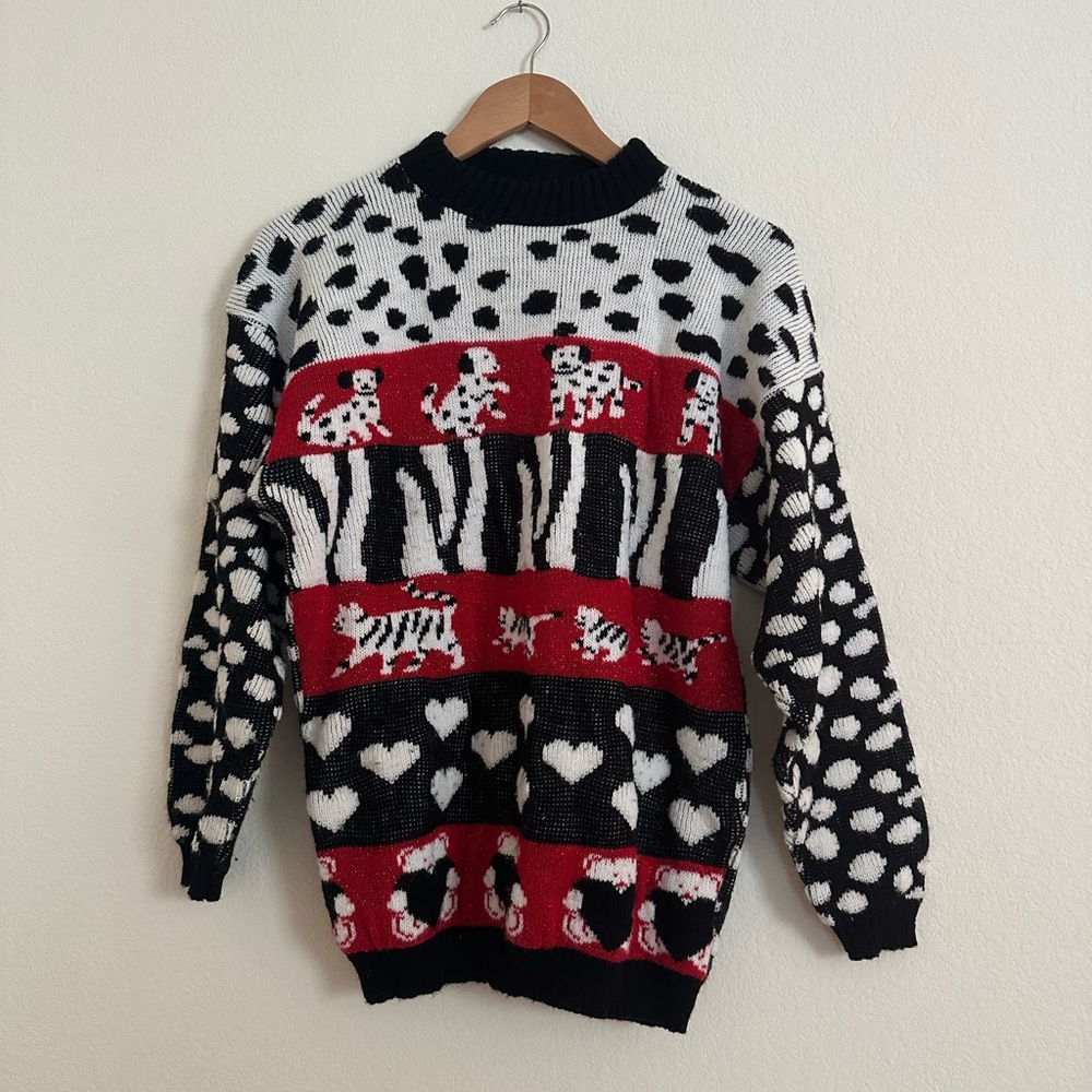 🖤 Red, black, and white animal ugly sweater + FREE GIFT!
